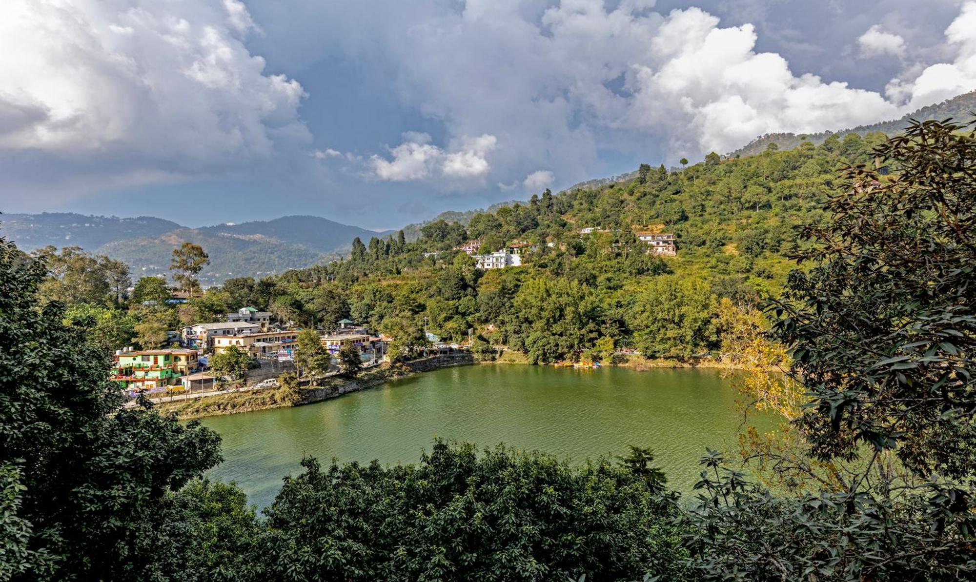 Treebo Olive Lake View Inn June Estate Бхімтал Екстер'єр фото