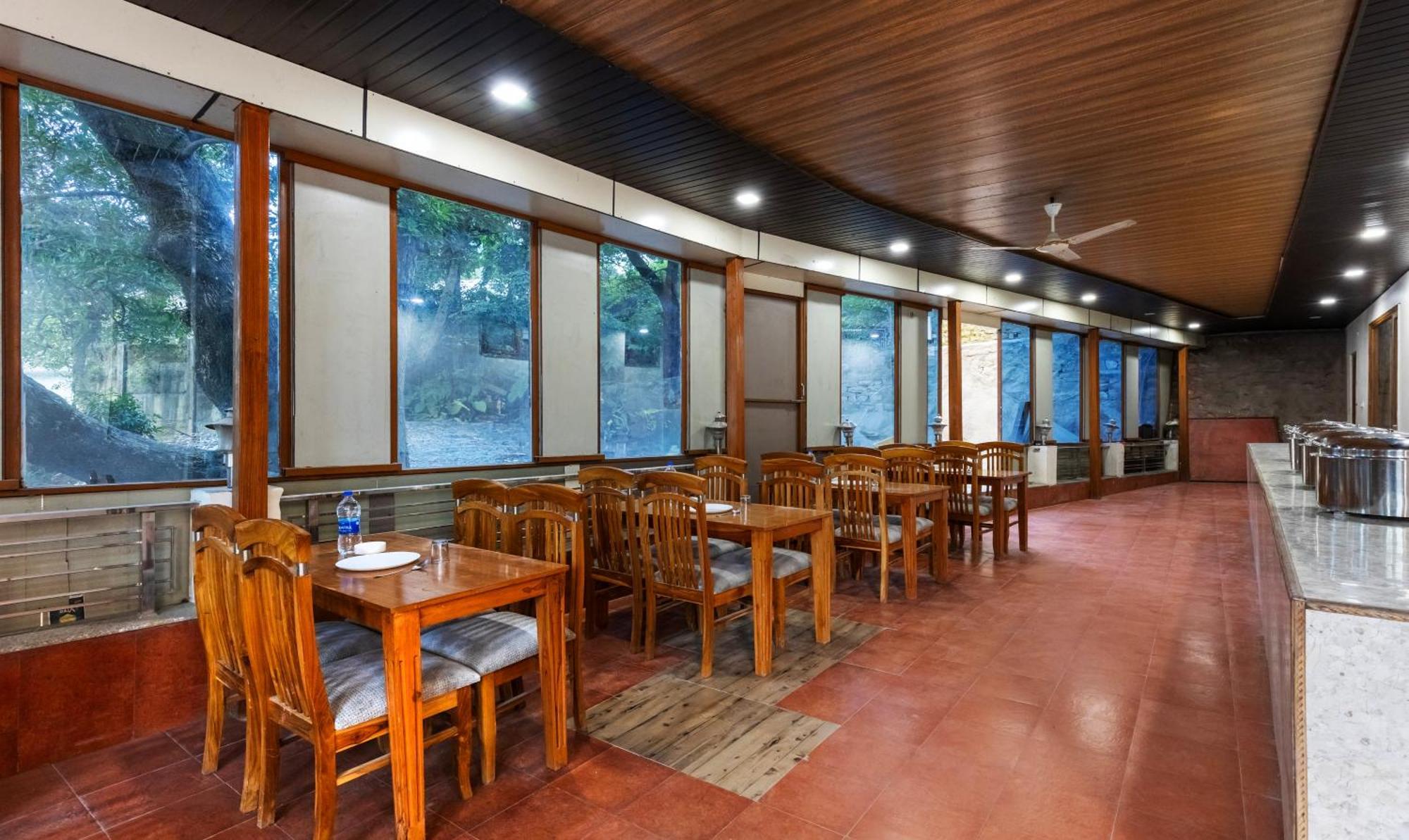 Treebo Olive Lake View Inn June Estate Бхімтал Екстер'єр фото
